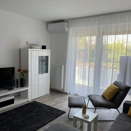 Ada Apartman 쇼프론 외부 사진
