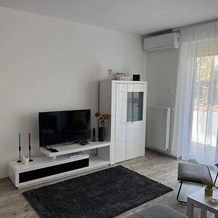 Ada Apartman 쇼프론 외부 사진
